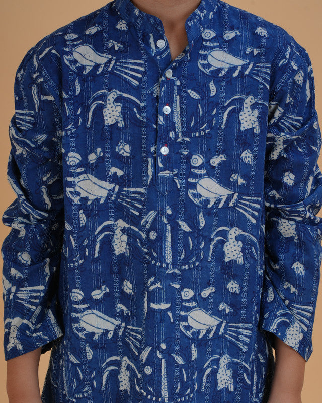 Boys Blue Indigo Vegetable Dye Bird Print Cotton Kurta Pajama Set - view 5 | NEW AGE CLOTHING