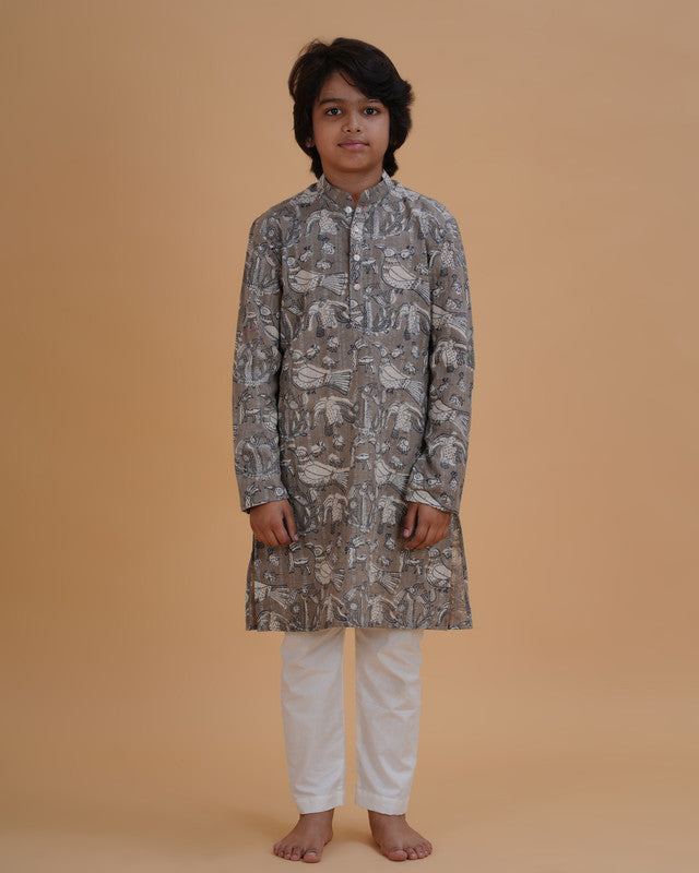 Boy wearing grey boys grey vegetable dye bird print cotton kurta pajama set front view | NEW AGE CLOTHING