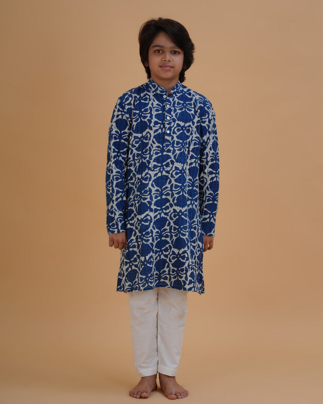 Boys Blue Indigo Vegetable Dye Solid Cotton Kurta Pajama Set - view 3 | NEW AGE CLOTHING