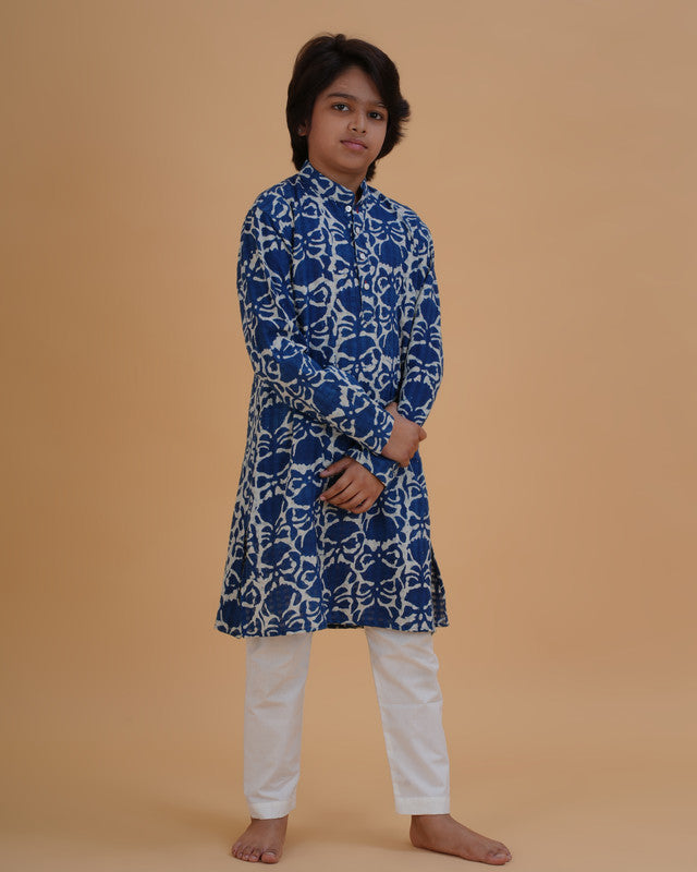 Boy wearing indigo blue boys blue indigo vegetable dye solid cotton kurta pajama set front view | NEW AGE CLOTHING